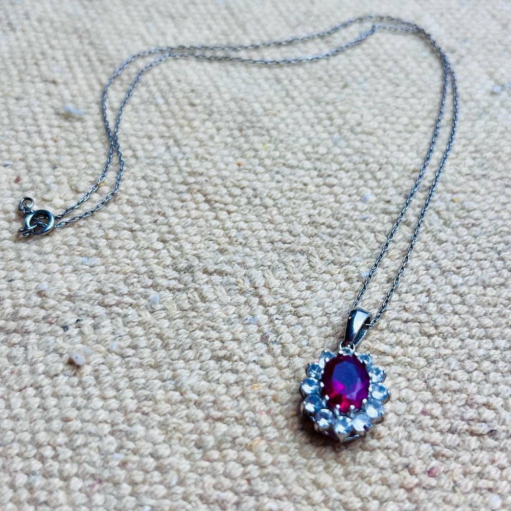 VTG 1990s Silver-Toned and Red Gem Pendant Necklace